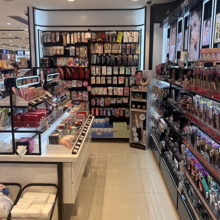 sasa hong kong drugstore makeup skincare beauty 